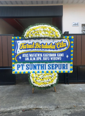 Papan Bunga Duka di Cipare