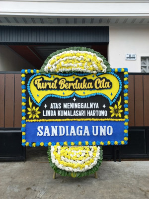 Papan Bunga Duka di Cipare